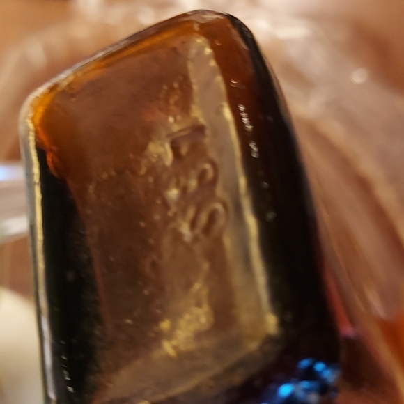 2/$20 💕Antique brown glass bottle retro Vintage medicine bottle thick top - Picture 7 of 13